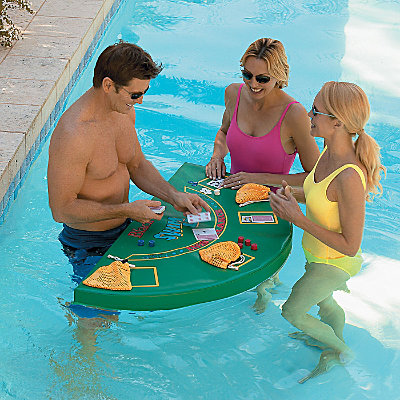 Table de blackjack pour piscine