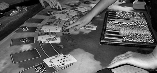 Le brassage des cartes au Blackjack