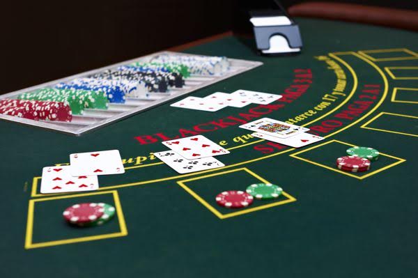 Table de blackjack